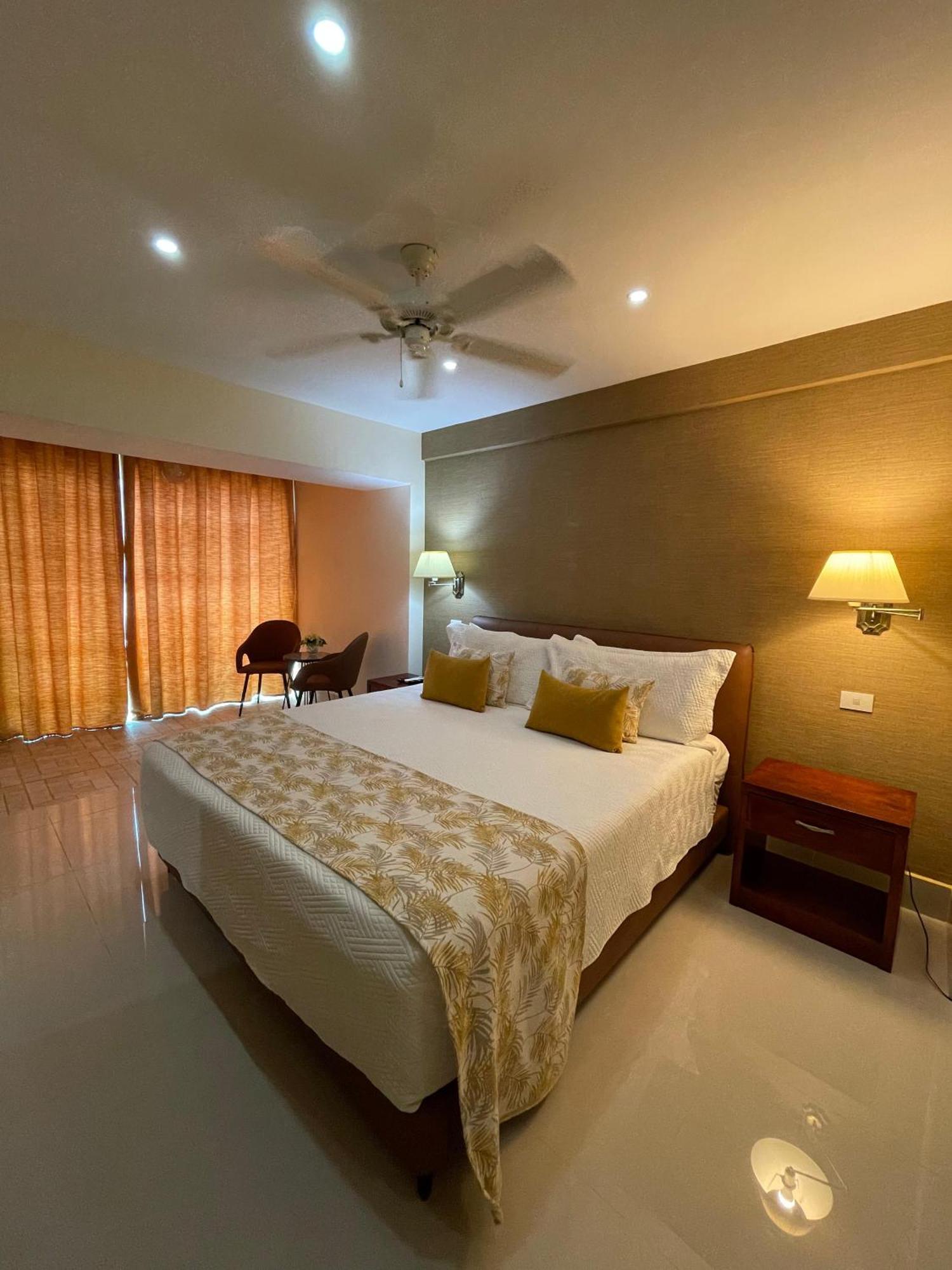 Nilka Hotel Boutique Samana エクステリア 写真